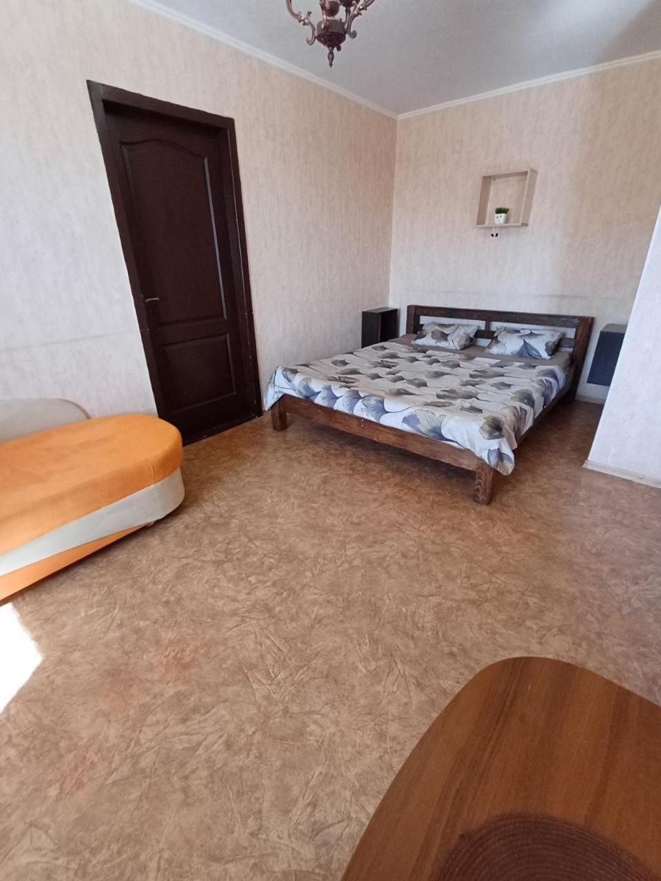 Apartment 2 Rooms Slobozhansky Prospekt Nizhnednepsovsk Екстериор снимка